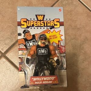 WWE Superstars Hollywood Hulk Hogan Figure with Black and White Gear